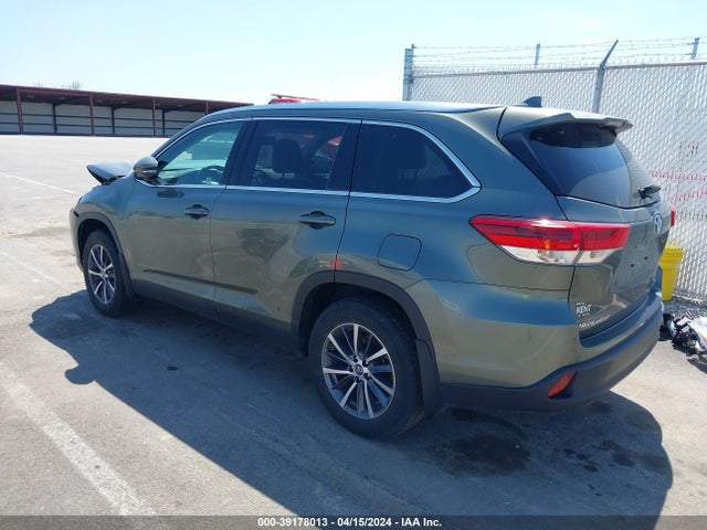 Toyota Highlander Xle 2019 5TDJZRFHXKS984205 Image 3