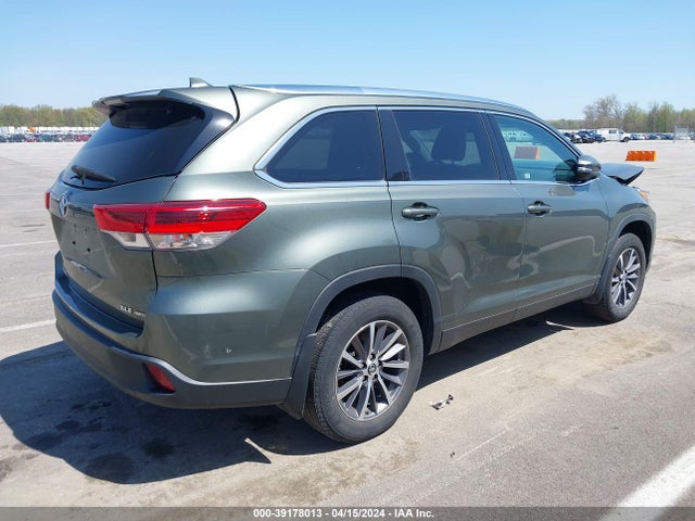 Toyota Highlander Xle 2019 5TDJZRFHXKS984205 Image 4
