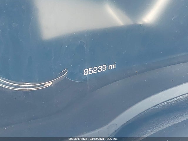 Cadillac Escalade Standard 2018 1GYS3AKJ4JR272358 Image 16