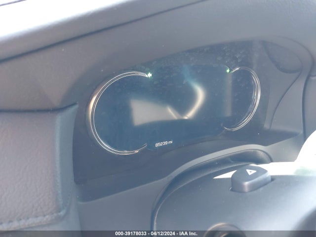 1GYS3AKJ4JR272358 Cadillac Escalade Standard