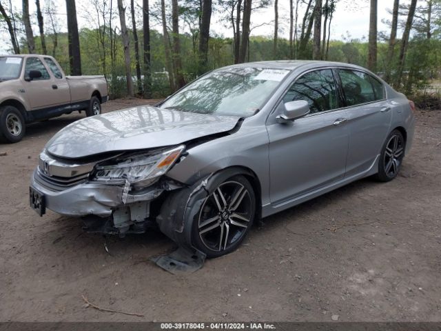 1HGCR3F9XHA026350 Honda Accord Touring V6