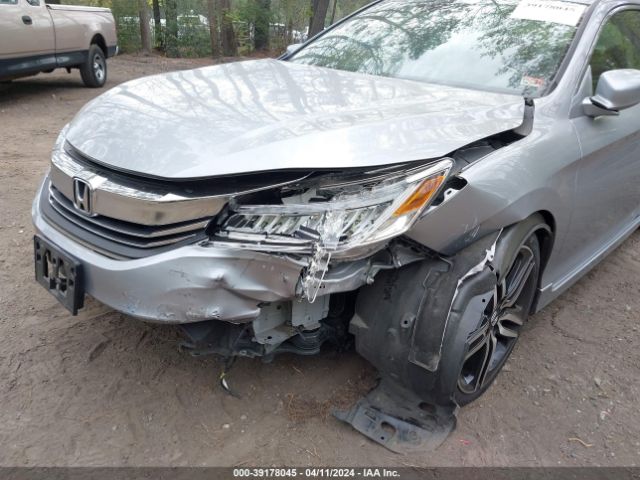 1HGCR3F9XHA026350 Honda Accord Touring V6
