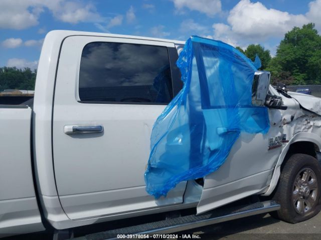 3C6UR5FL8JG326820 RAM 2500 Laramie  4x4 6'4 Box