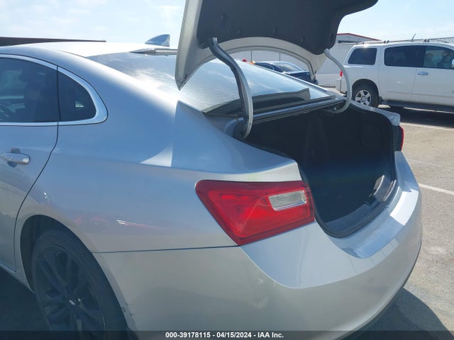 Chevrolet MALIBU LT 2018 1G1ZD5STXJF119729 Image 18