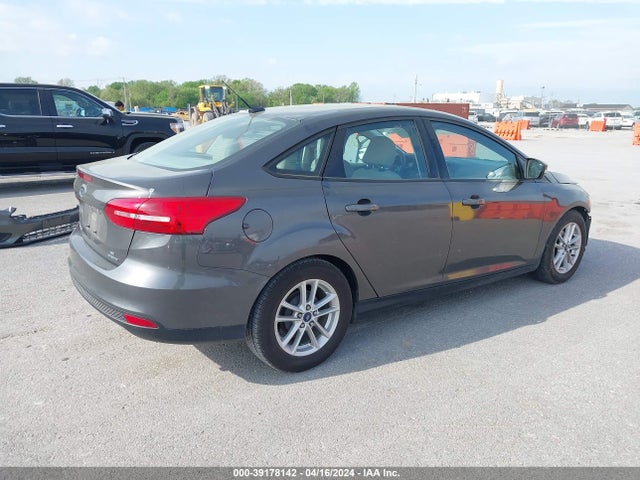 Ford FOCUS SE 2016 1FADP3F21GL215957 Image 4