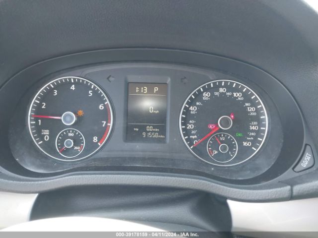 1VWAT7A32FC115779 Volkswagen Passat 1.8t Limited Edition