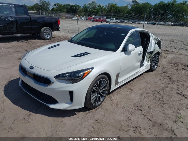 KIA Stinger Premium 2018 KNAE25LA3J6014553 Image 2