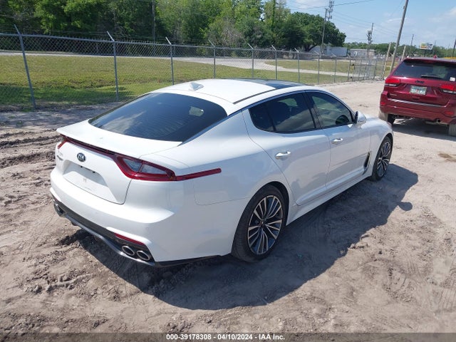 KIA Stinger Premium 2018 KNAE25LA3J6014553 Image 4