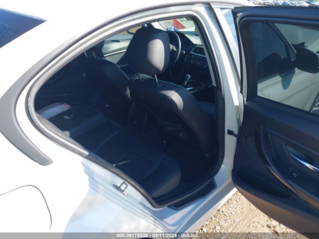 WBA8A9C51GK616846 BMW 320i