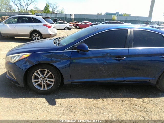 Hyundai SONATA SE 2016 5NPE24AF1GH310360 Image 6