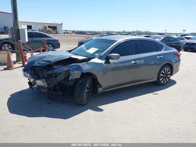 Nissan Altima 2.5 Sv 2018 1N4AL3AP3JC184610 Image 2