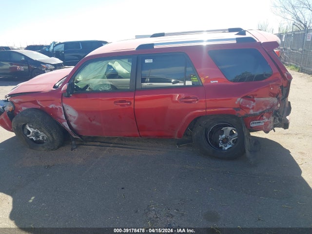Toyota 4RUNNER SR5 2023 JTEMU5JR5P6198013 Image 13