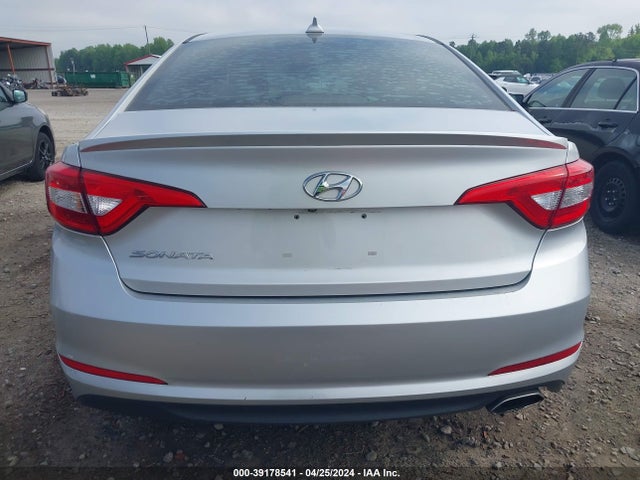 Hyundai SONATA SE 2016 5NPE24AF4GH307257 Image 16