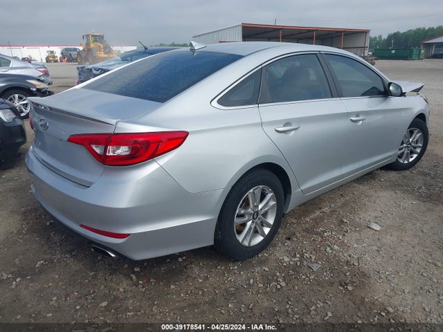 Hyundai SONATA SE 2016 5NPE24AF4GH307257 Image 4