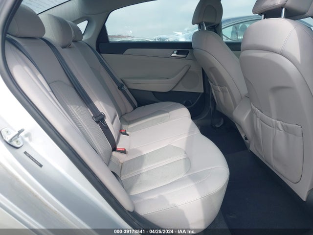 Hyundai SONATA SE 2016 5NPE24AF4GH307257 Image 8