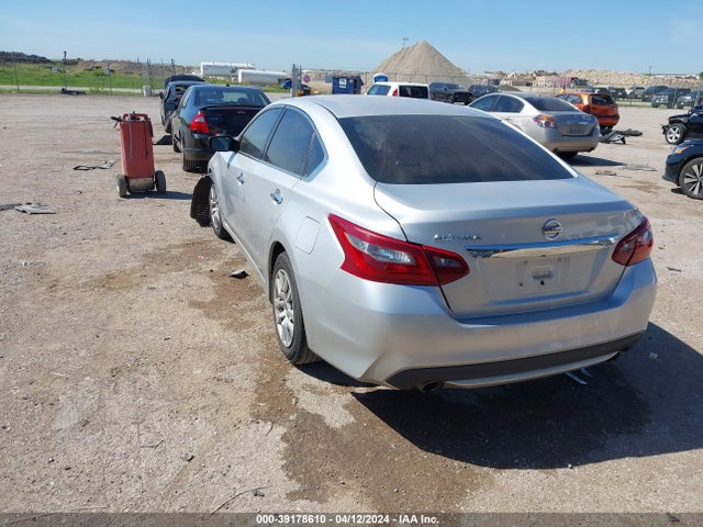 Nissan Altima 2.5 S 2018 1N4AL3AP2JC118761 Image 3