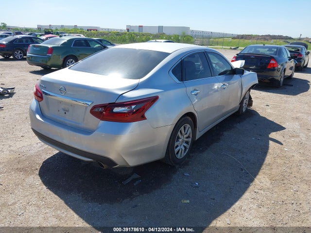 Nissan Altima 2.5 S 2018 1N4AL3AP2JC118761 Image 4