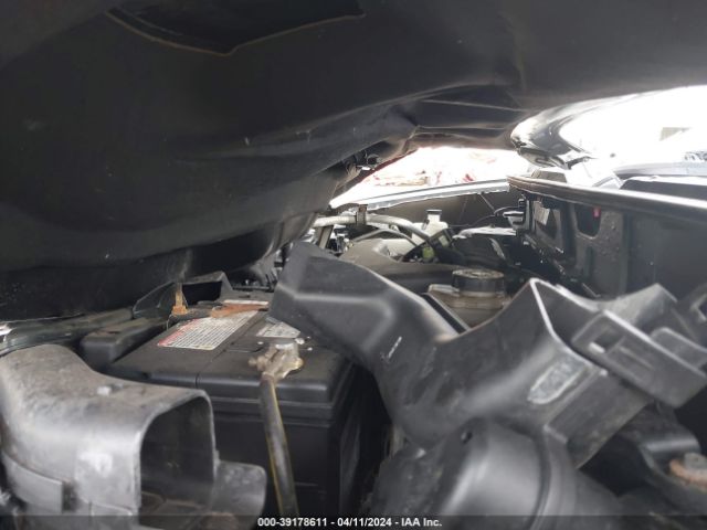 KNMAT2MVXGP720033 Nissan Rogue Sl