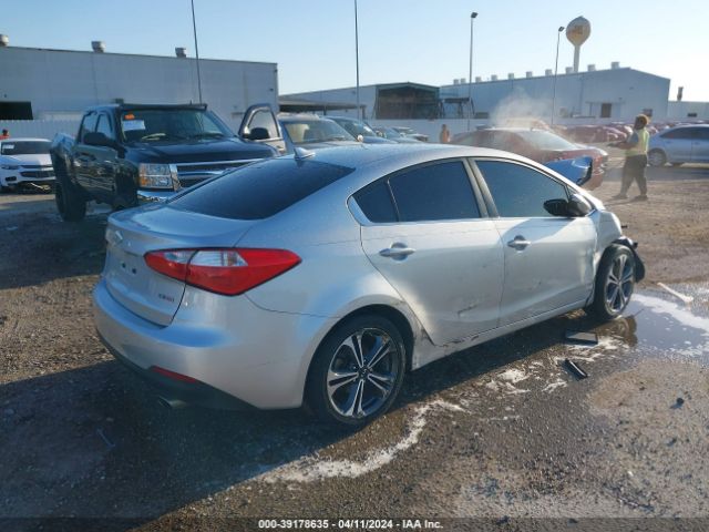 KNAFX4A83E5128273 KIA FORTE EX