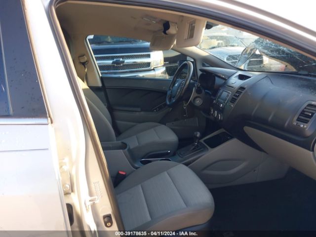 KNAFX4A83E5128273 KIA FORTE EX