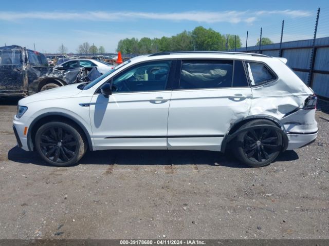 3VV2B7AX5MM050825 Volkswagen Tiguan 2.0t Se/2.0t Se R-line Black/2.0t Sel
