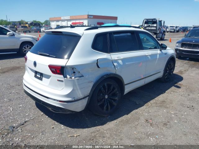 3VV2B7AX5MM050825 Volkswagen Tiguan 2.0t Se/2.0t Se R-line Black/2.0t Sel