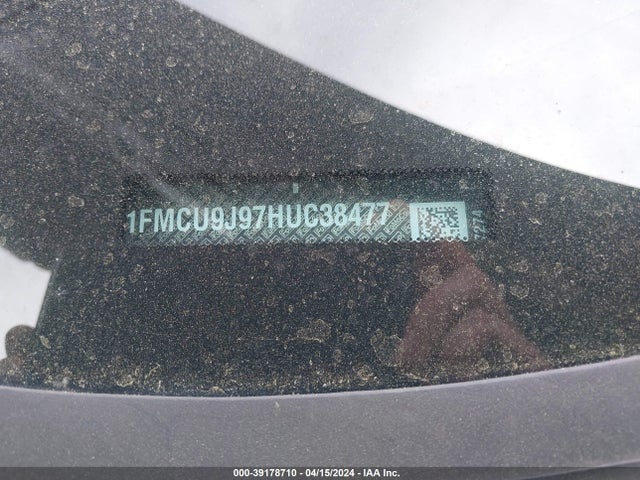 Ford Escape Titanium 2017 1FMCU9J97HUC38477 Image 9