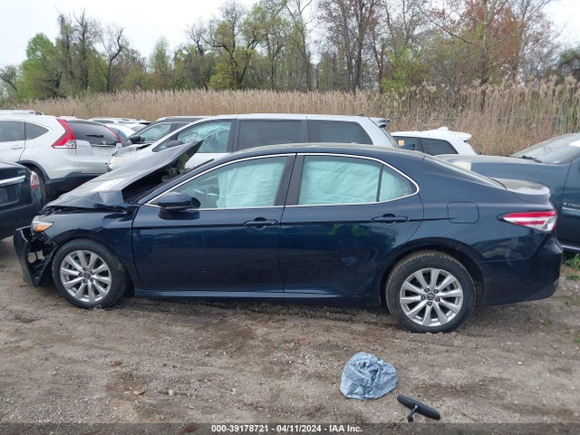 Toyota CAMRY LE 2019 4T1B11HK9KU737481 Image 15