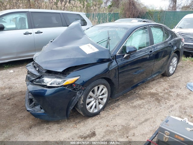 Toyota CAMRY LE 2019 4T1B11HK9KU737481 Image 2