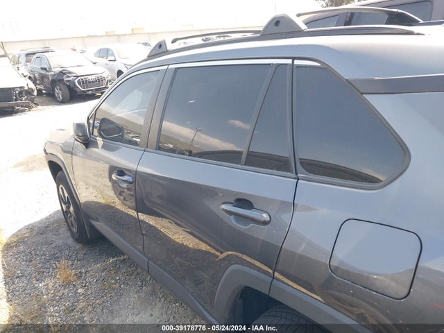 Toyota RAV4 LE 2020 2T3H1RFV9LC085283 Image 14