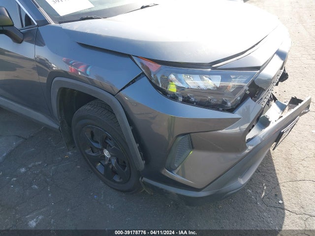 Toyota RAV4 LE 2020 2T3H1RFV9LC085283 Image 17
