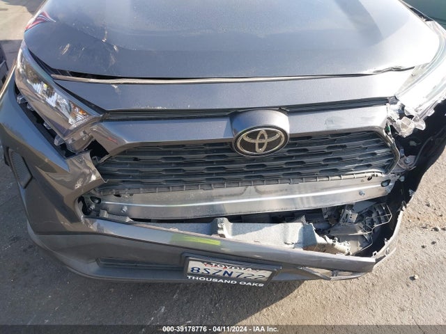 Toyota RAV4 LE 2020 2T3H1RFV9LC085283 Image 18