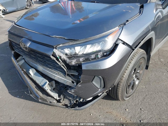 Toyota RAV4 LE 2020 2T3H1RFV9LC085283 Image 19