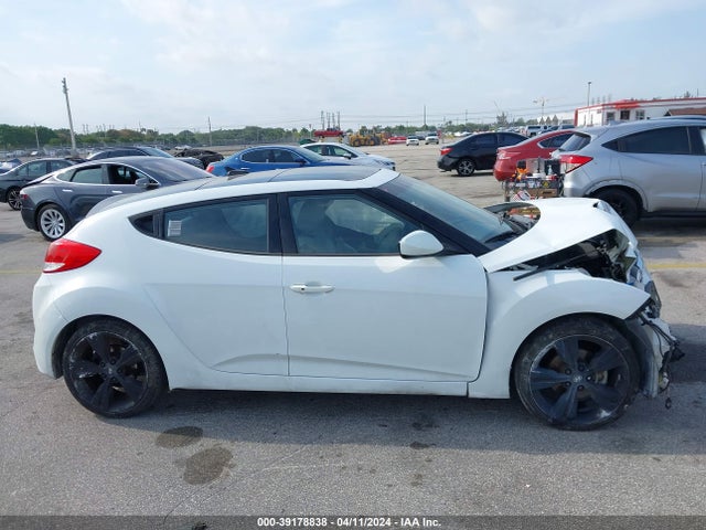Hyundai Veloster Base W/gray 2014 KMHTC6AD4EU208757 Image 12