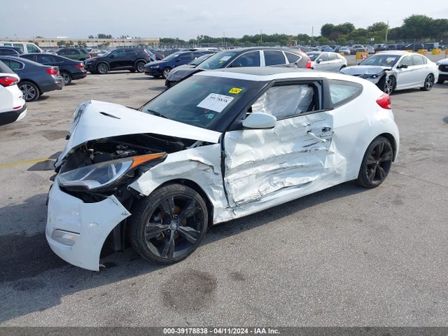 Hyundai Veloster Base W/gray 2014 KMHTC6AD4EU208757 Image 2