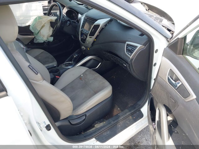 Hyundai Veloster Base W/gray 2014 KMHTC6AD4EU208757 Image 5