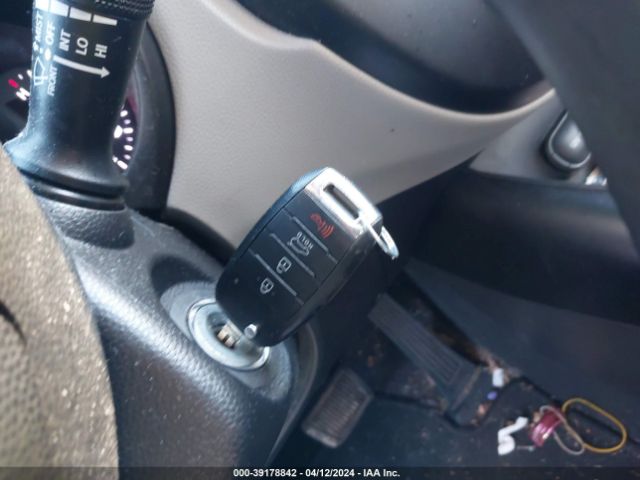 KNDJN2A2XG7382007 KIA Soul