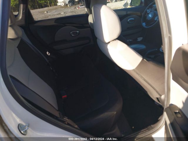 KNDJN2A2XG7382007 KIA Soul