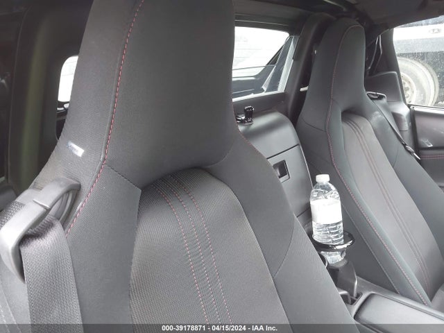 Mazda Mx-5 Miata Rf Club 2017 JM1NDAL7XH0108775 Image 8
