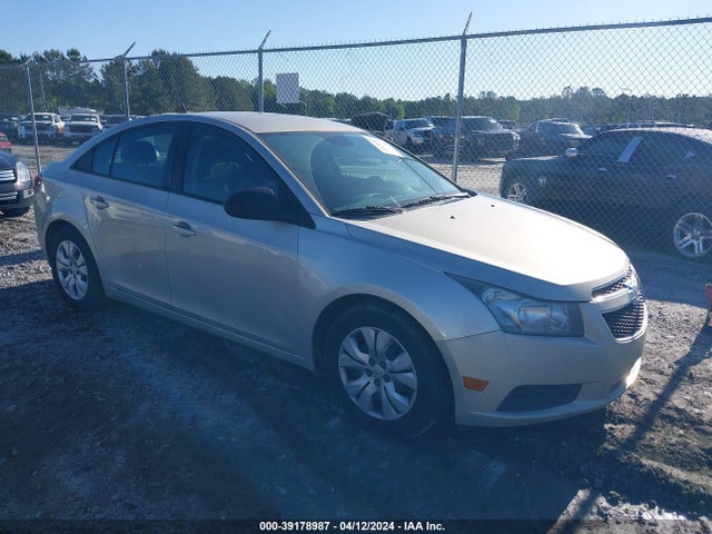 2014 1G1PA5SH1E7355391 main image