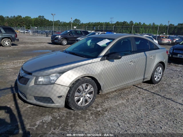 Chevrolet Cruze Ls Auto 2014 1G1PA5SH1E7355391 Image 2
