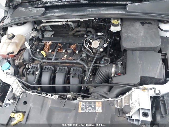 Ford FOCUS SE 2017 1FADP3K23HL247252 Image 10