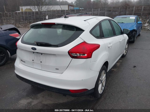 Ford FOCUS SE 2017 1FADP3K23HL247252 Image 4