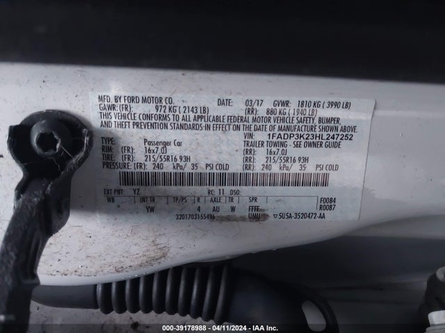 Ford FOCUS SE 2017 1FADP3K23HL247252 Image 9