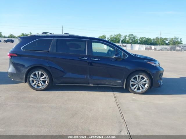5TDERKEC6MS031539 Toyota Sienna Platinum
