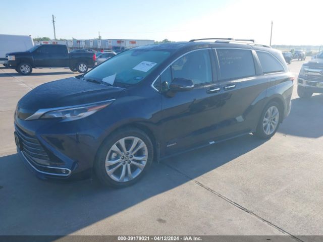 5TDERKEC6MS031539 Toyota Sienna Platinum