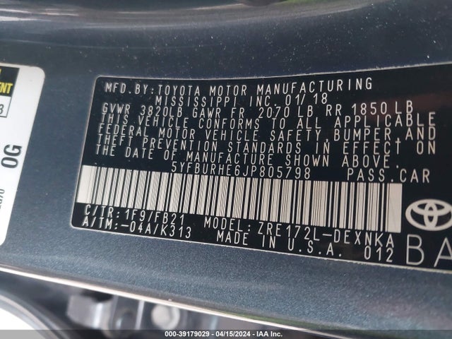Toyota COROLLA LE 2018 5YFBURHE6JP805798 Image 9