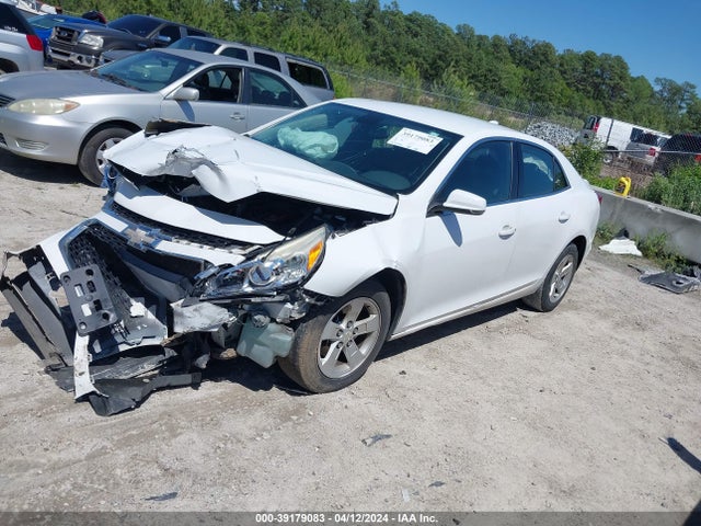 Chevrolet MALIBU 1LT 2015 1G11C5SL8FF278790 Image 2