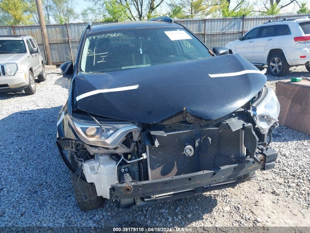 Toyota RAV4 LE 2018 2T3BFREV9JW758741 Image 6