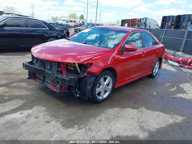 Toyota CAMRY SE 2014 4T1BF1FK8EU796479 Image 2